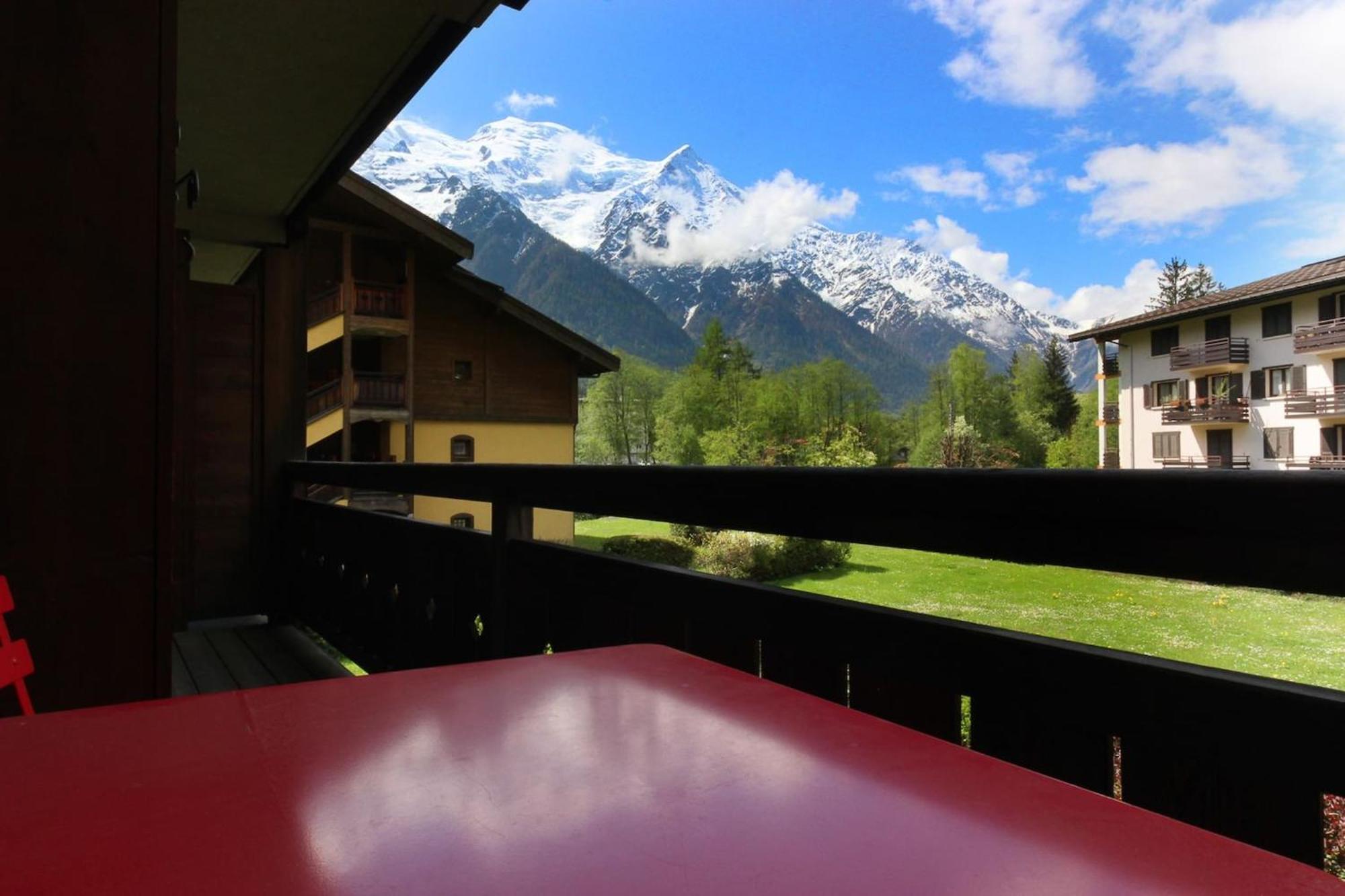 Les Capucins - Calm - Mont-Blanc - Lake Gaillland Chamonix Exterior photo