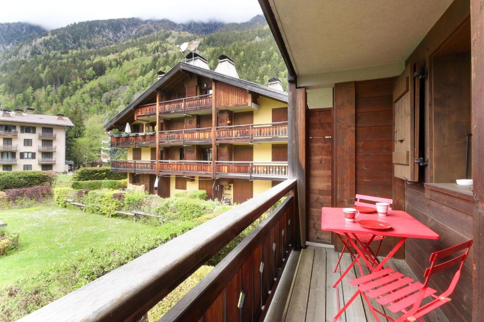Les Capucins - Calm - Mont-Blanc - Lake Gaillland Chamonix Exterior photo