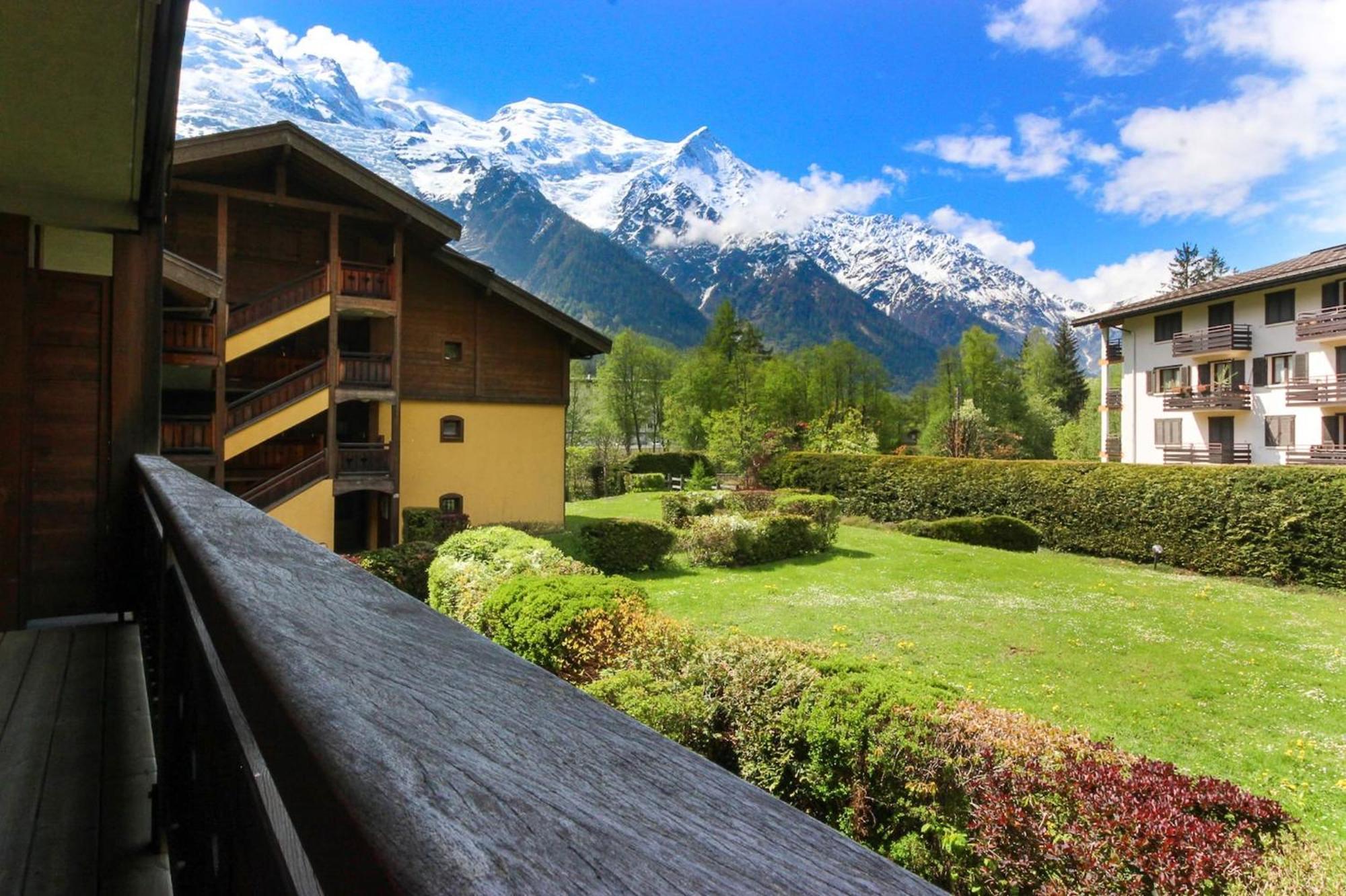 Les Capucins - Calm - Mont-Blanc - Lake Gaillland Chamonix Exterior photo